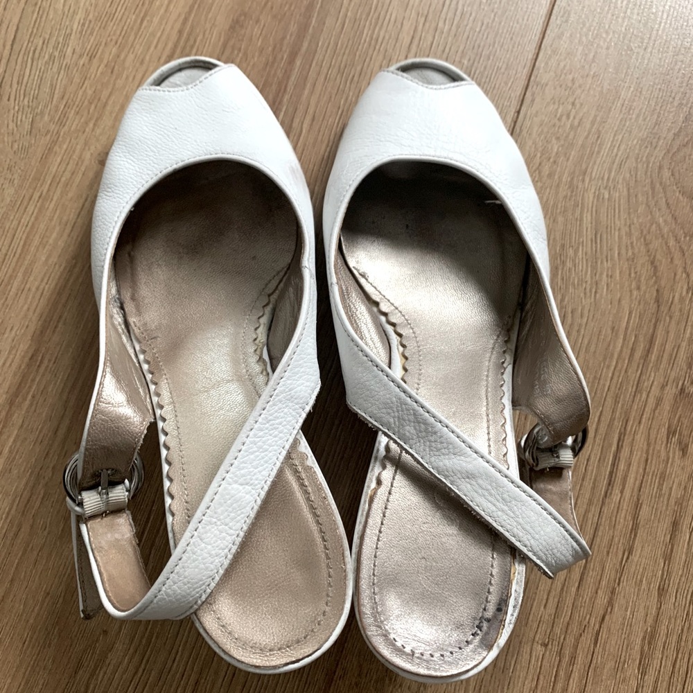 Vintage White Leather Sandals